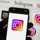 Instagram tests showing users unseen Highlights: Report